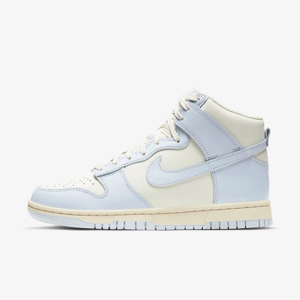 Nike Women’s Dunk High “Football Grey” Sz 7.5